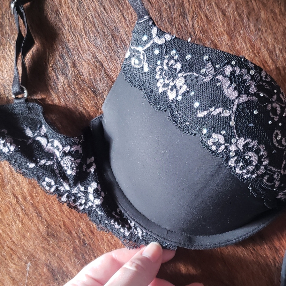 Victoria secret bra
